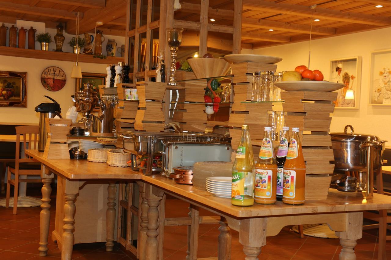 Landhotel Rangau Gasthof & Brennerei Markt Erlbach Extérieur photo
